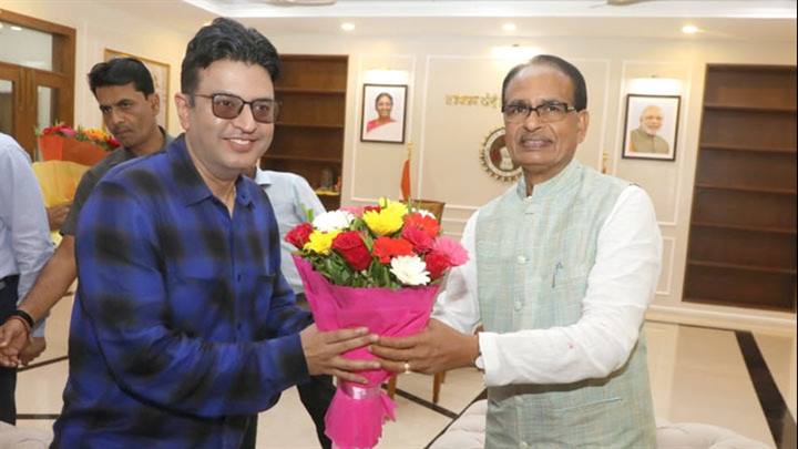 मुख्यमंत्री श्री चौहान से श्री मनोज मुंतशिर एवं श्री भूषण कुमार ने की सौजन्य भेंट